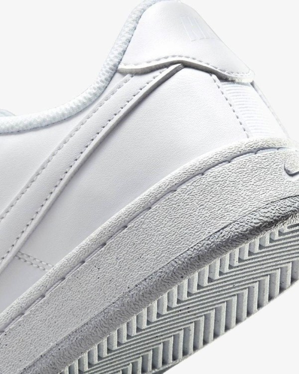 Sapatilhas Baixas Mulher NIKE Branco DH3159 COURT ROYALE 2 BETTER ESSENTIA