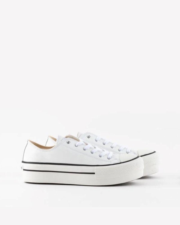 Zapatillas blancas de mujer Victoria urbanas, diseño versátil y de moda