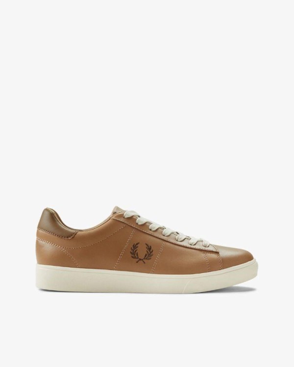 Fred Perry sapatilhas baixas homem castanhas Black Friday sapatilhas homem