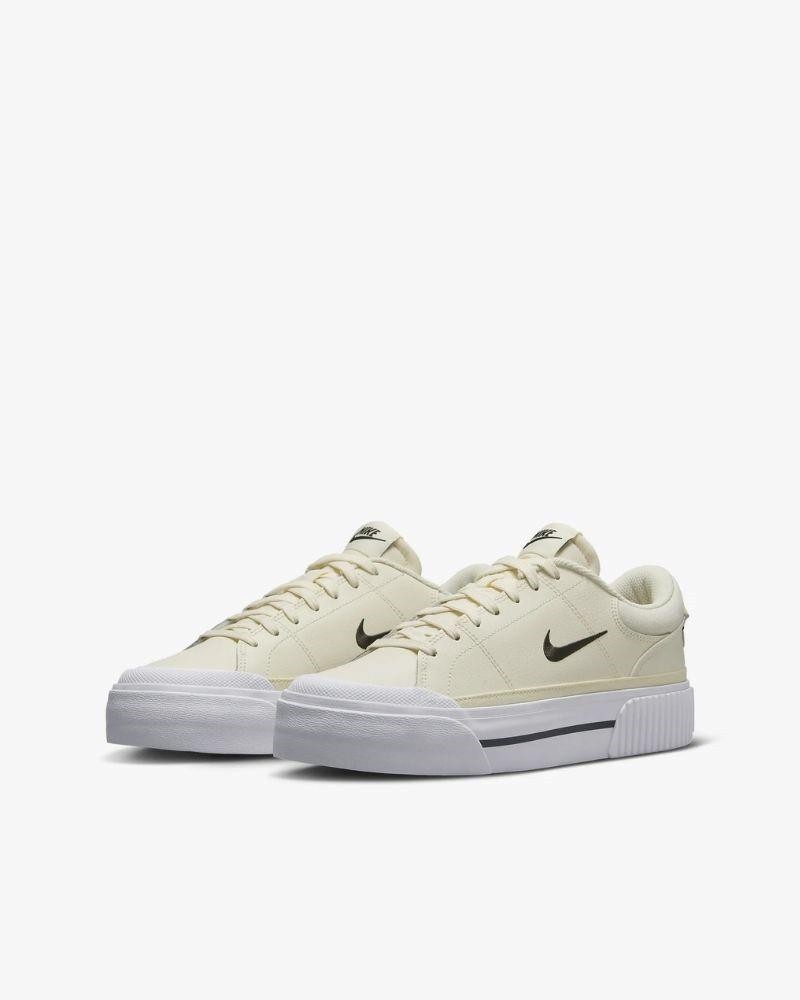 NIKE Sapatilhas Baixas Mulher Bege FV5526 COURT LEGACY LIFT