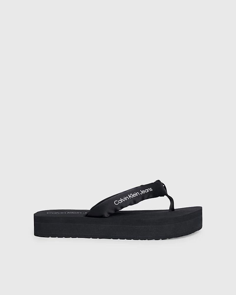 Sandalias planas Calvin Klein para mujer negras, clásicas y elegantes