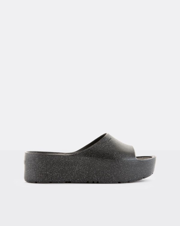 Sandalias con plataforma verdes Mustang para mujer, vibrantes y modernas