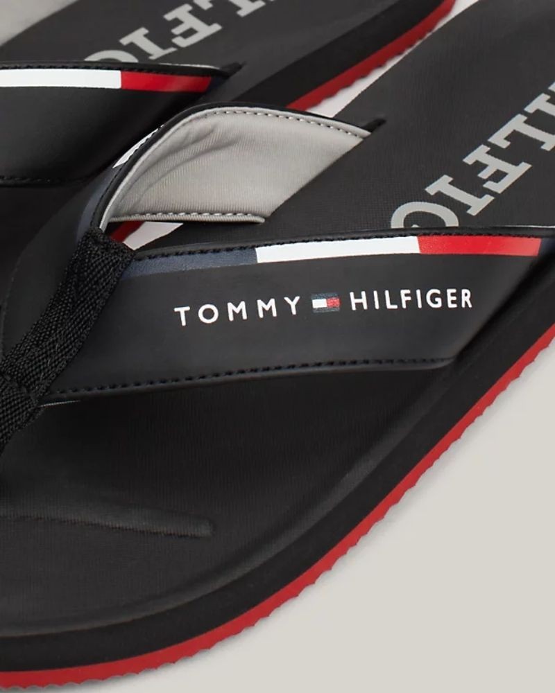 TOMMY HILFIGER Sandálias Chinelos Homem Preto FM0FM05096
