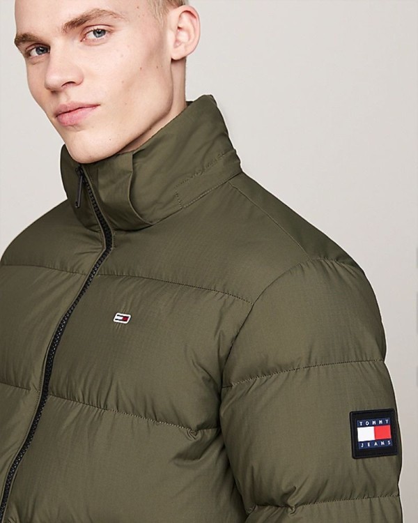 TOMMY HILFIGER Abrigos Manga larga Hombre Verde DM0DM19786