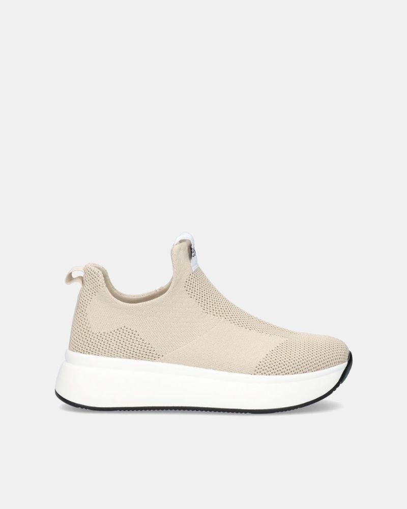EXE Zapatillas Bajas Mujer Beige 2023 42EX126