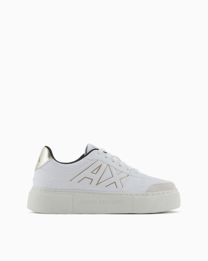 Sneaker branco mulher Armani Exchange Black Friday calçado casual