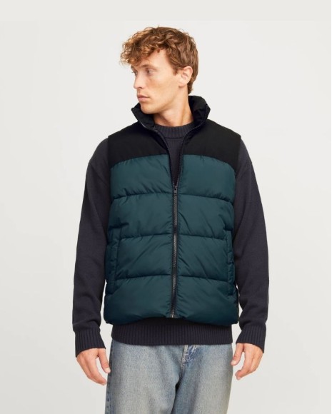 JACK AND JONES Casacos Manga curta Homem Verde 12256860 MOON