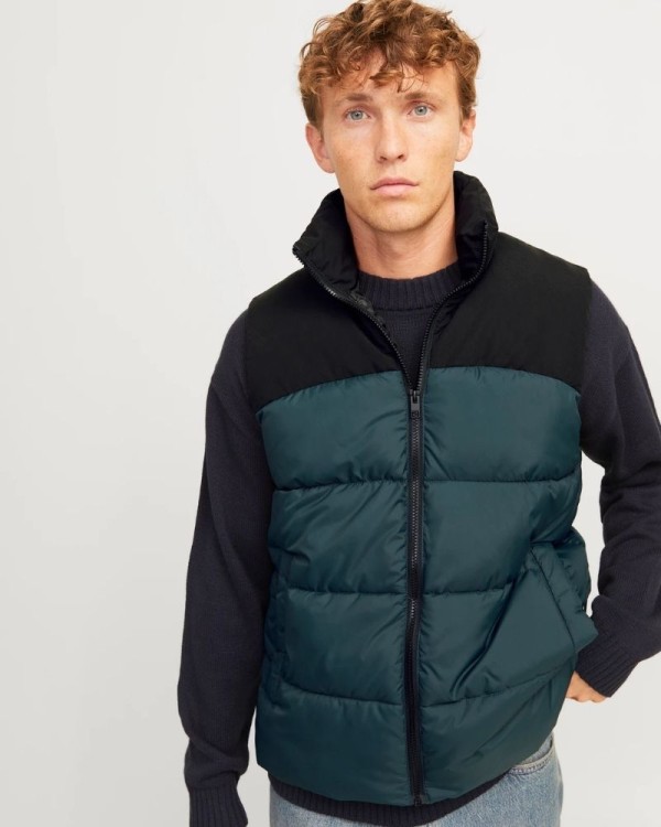 JACK AND JONES Casacos Manga curta Homem Verde 12256860 MOON