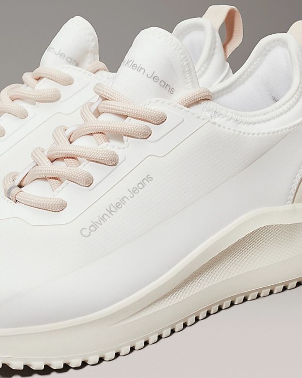 Sapatilhas Baixas Mulher CALVIN KLEIN Branco YW0YW01665