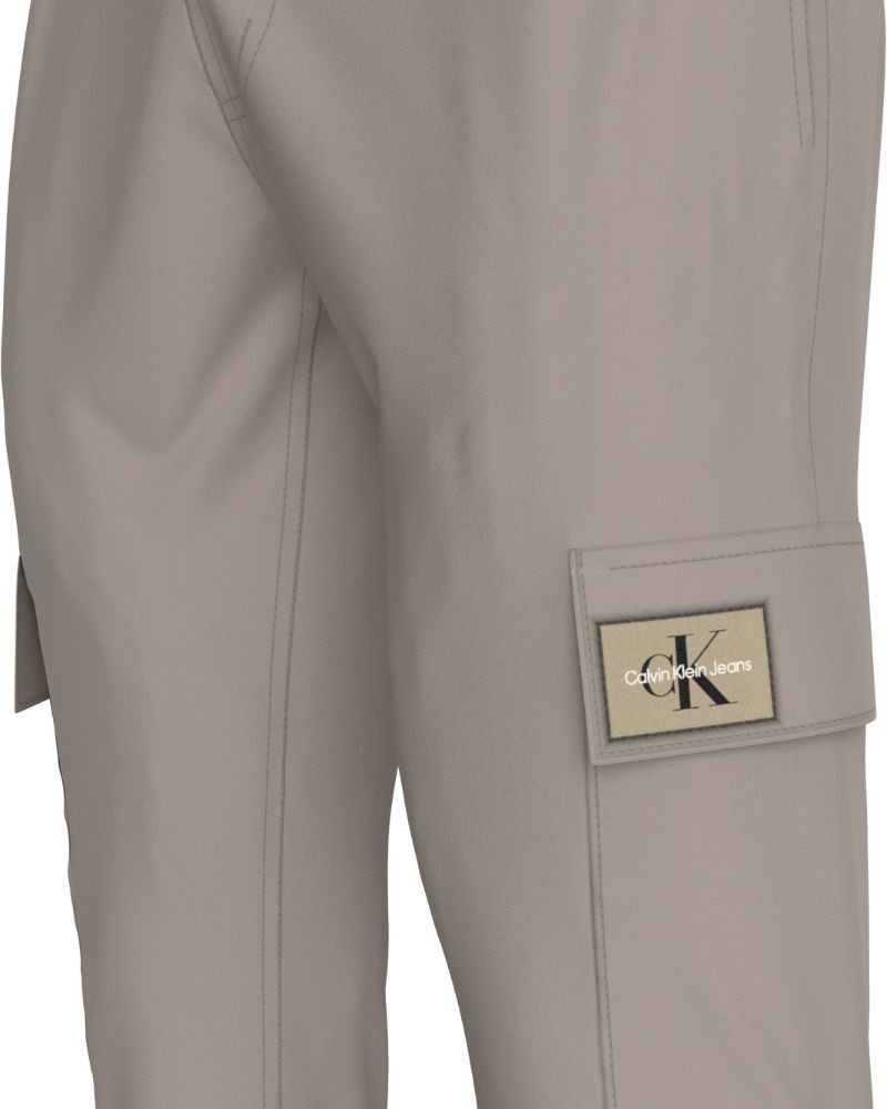  Pantalones Hombre CALVIN KLEIN Beige J30J327614