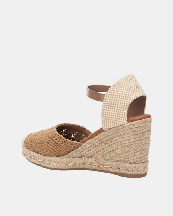 Sapatos Mulher XTI Taupe 142335