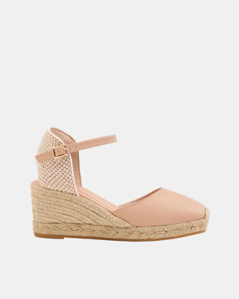 Zapatos para mujer Gaimo en color beige