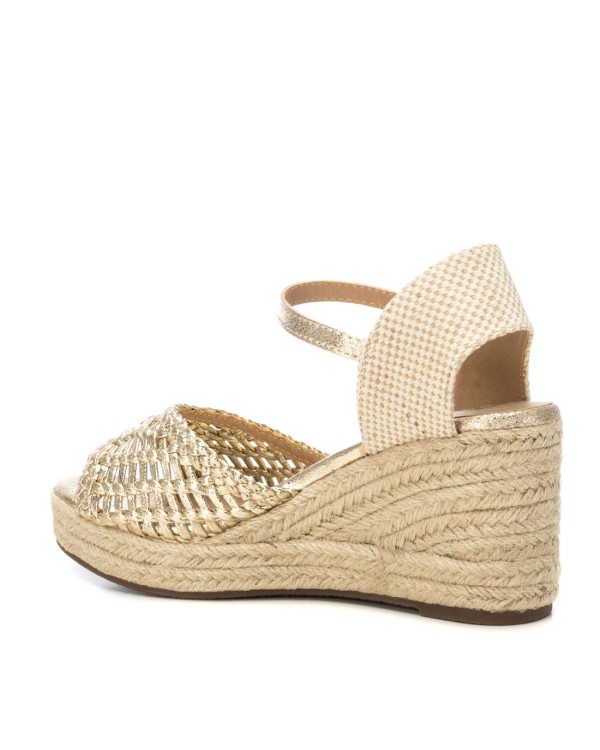  Sandalias Rafia Mujer XTI Oro 143975