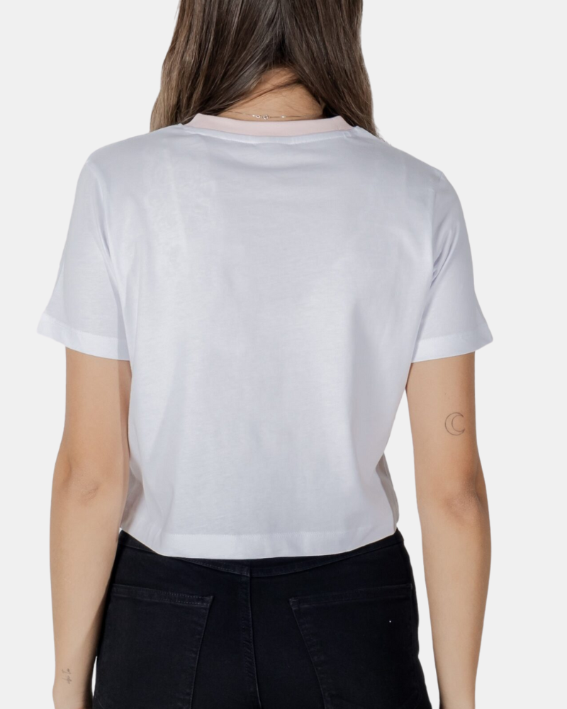 T-shirts Manga curta Mulher GUESS Nude V5GI18 I3Z14