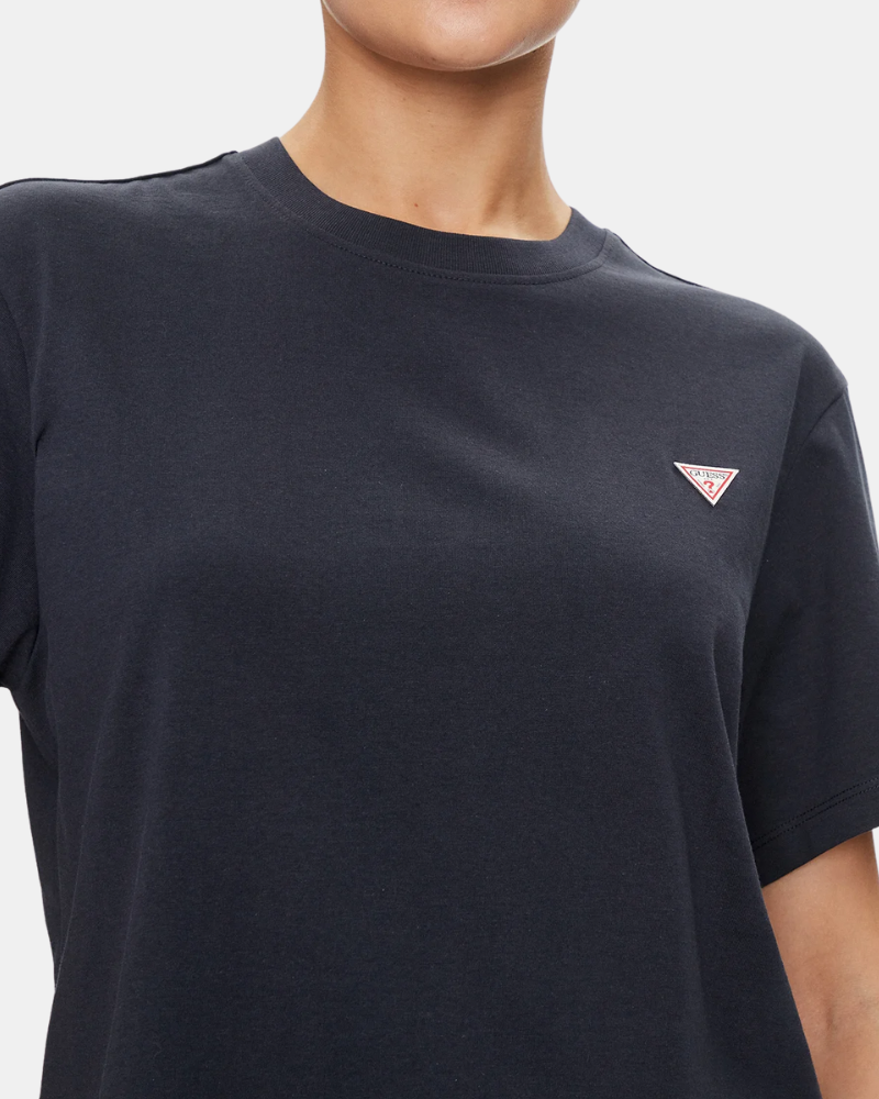 T-shirts Manga curta Mulher GUESS Preto W4YI05 K8HM0