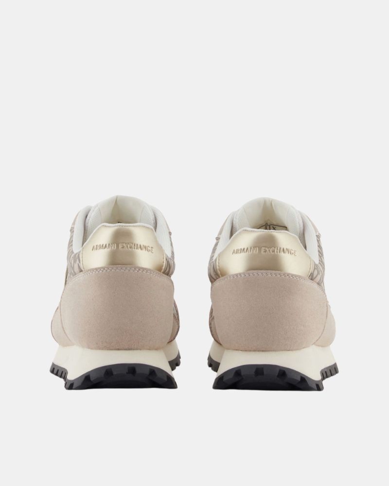 Sapatilhas Baixas Mulher ARMANI EXCHANGE Bege XW002155 AF19529