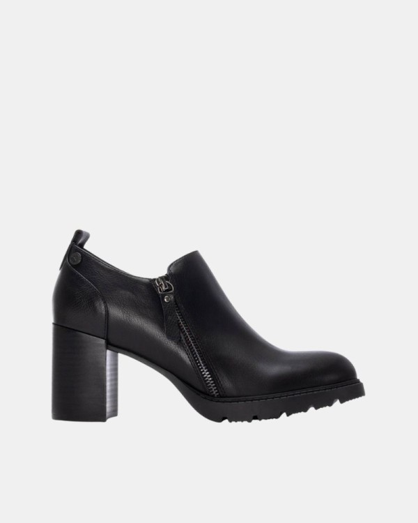 Botas Baixas Mulher XTI Preto 144301