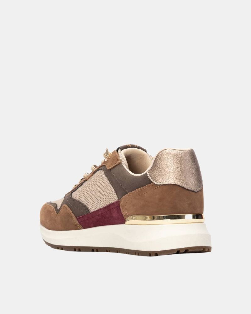 Sapatilhas Baixas Mulher XTI Taupe 144206