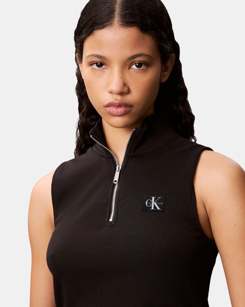 T-shirts Top Mulher CALVIN KLEIN Preto LV047C909G