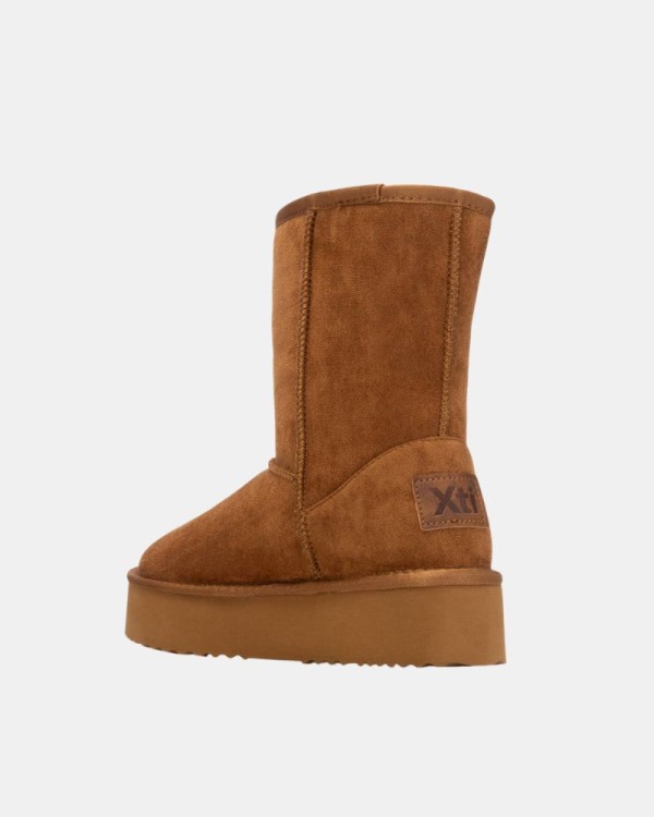 Botas Altas Australianas Mulher XTI Castanho 144339