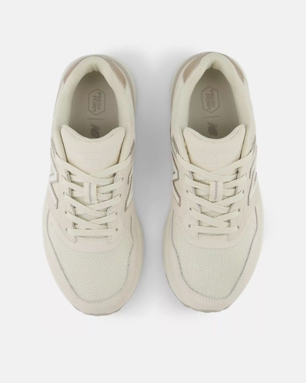 Sapatilhas Baixas Mulher NEW BALANCE Nude WW880TB6