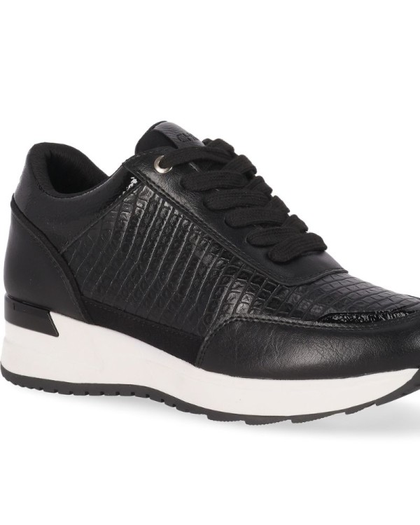 Sapatilhas urbanas feminino preto Chika 10