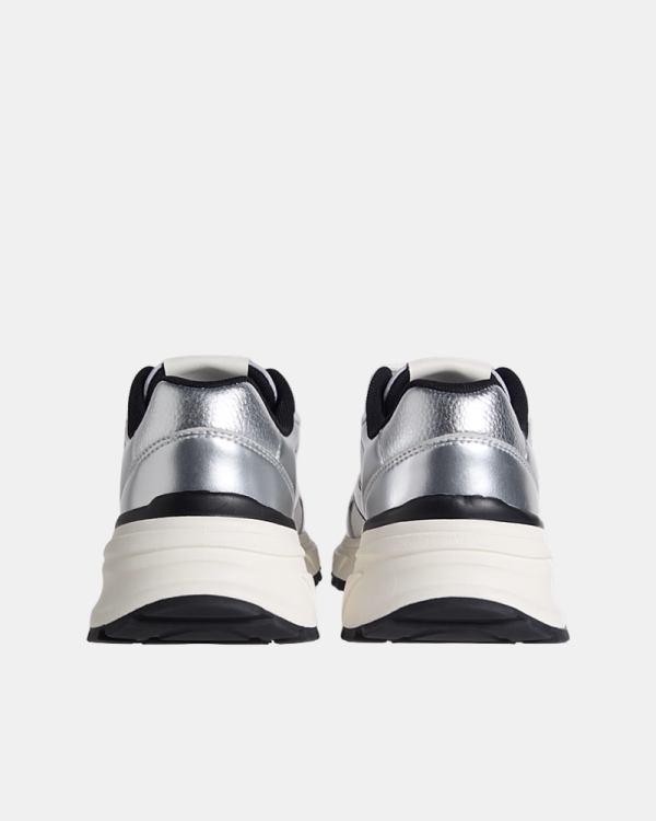 Sapatilhas Mulher CALVIN KLEIN Prateadas YW0YW020630IX