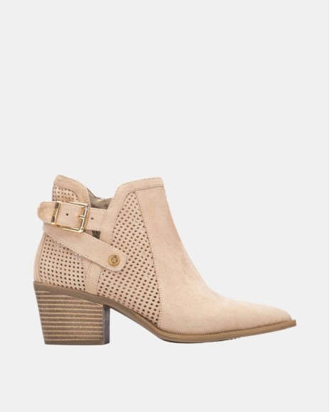 Botins Baixos Mulher XTI Bege 145265