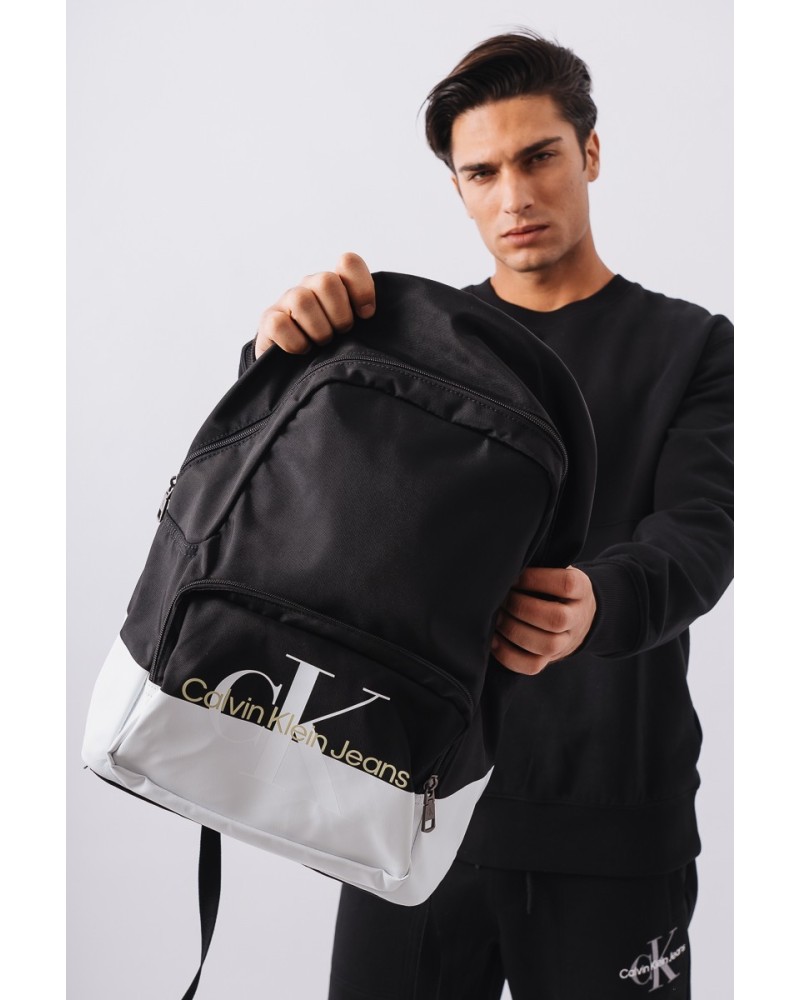 Calvin Klein K50K50935601R CAMPUS BP43 BL Mochila Homem Preto