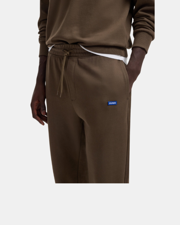Pantalones Largos Hombre HUGO Marrón 50522372 NAPIN