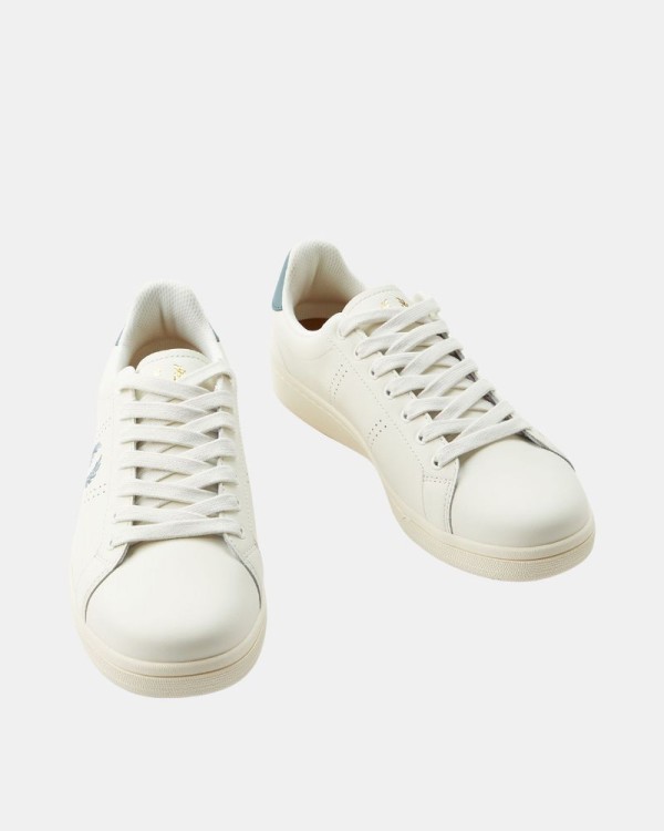 Ténis Baixos Homem FRED PERRY Branco B6312 B721