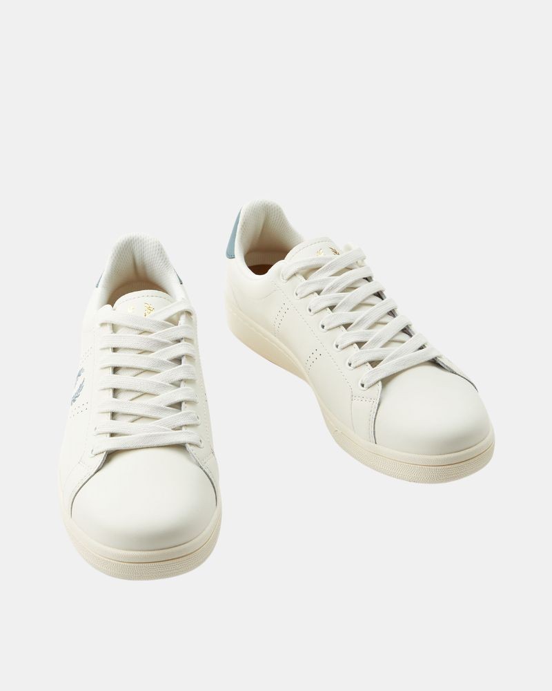 Ténis Baixos Homem FRED PERRY Branco B6312 B721