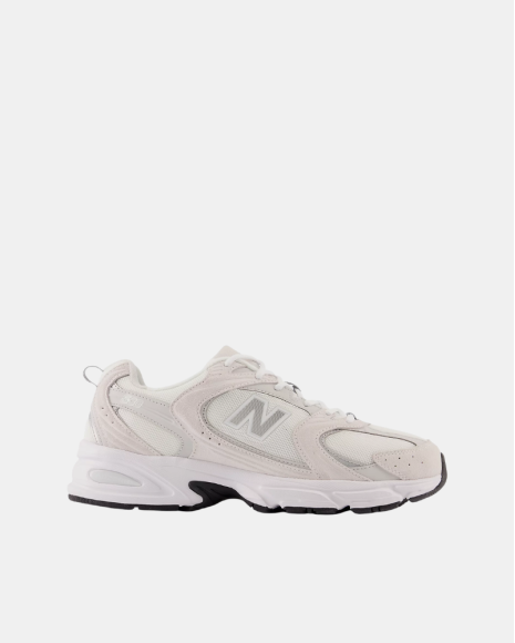 Sapatilhas Baixas Mulher NEW BALANCE Brancas MR530CE