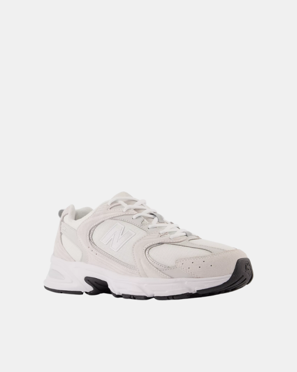 Sapatilhas Baixas Mulher NEW BALANCE Brancas MR530CE