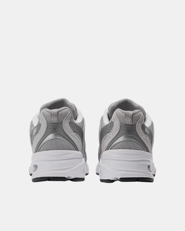 Ténis Baixos Homem NEW BALANCE Cinzento MR530CK