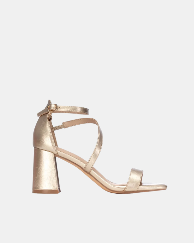 Sandalias Fiesta Mujer XTI Oro 145105