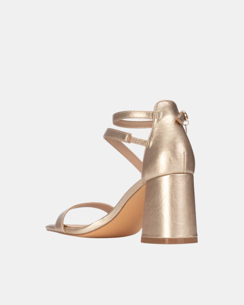 Sandalias Fiesta Mujer XTI Oro 145105
