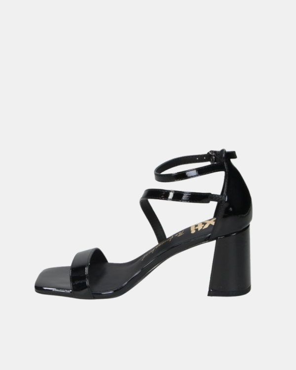 Sandalias Fiesta Mujer XTI Negro 145105