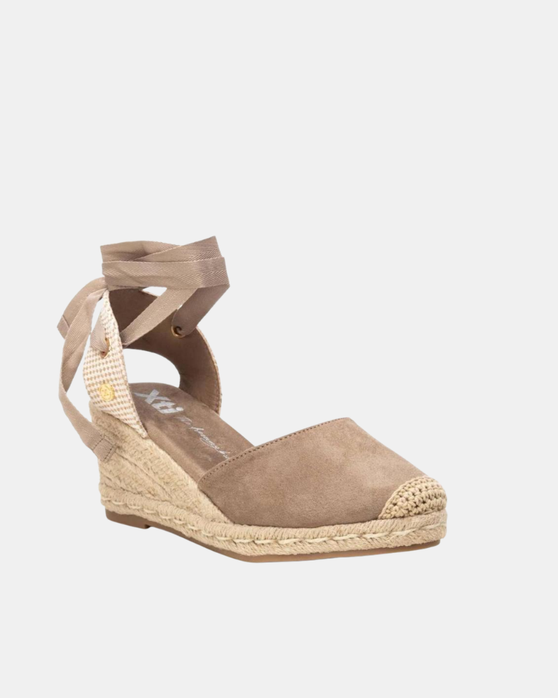 Sandalias Mujer XTI Taupe 143841