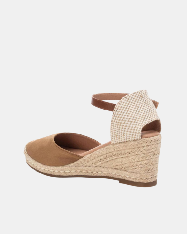 Sandalias Mujer XTI Taupe 140746