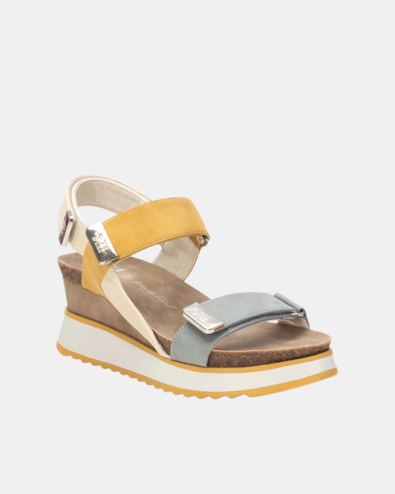 Sandalias Mujer XTI Amarrillo 142822
