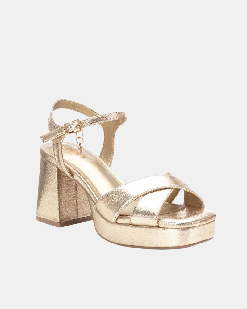 Sandalias Fiesta Mujer XTI Oro 143816
