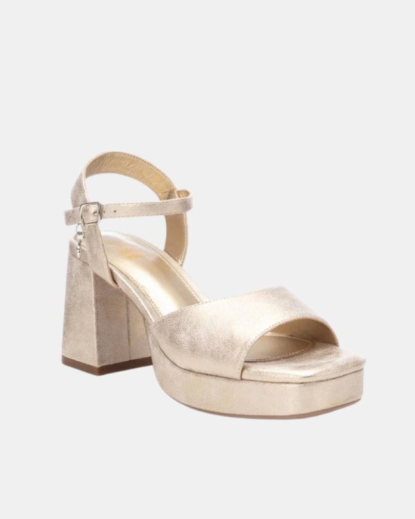 Sandalias Fiesta Mujer XTI Oro 141471