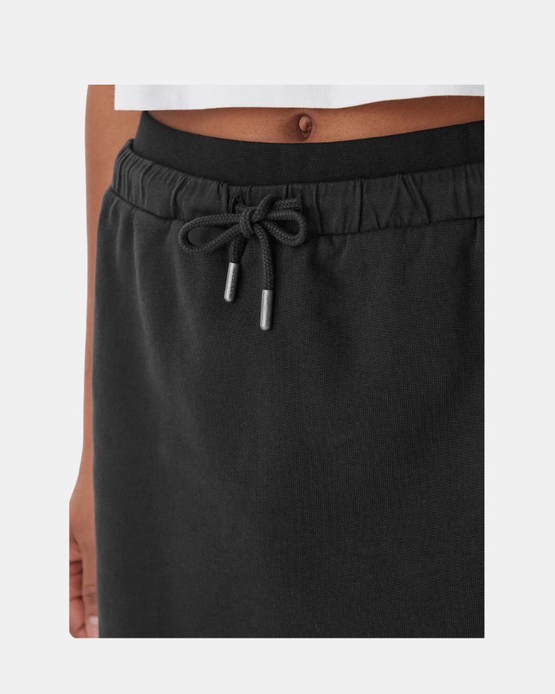 Pantalones Shorts Mujer GUESS Negro W6GDG4 K68I4