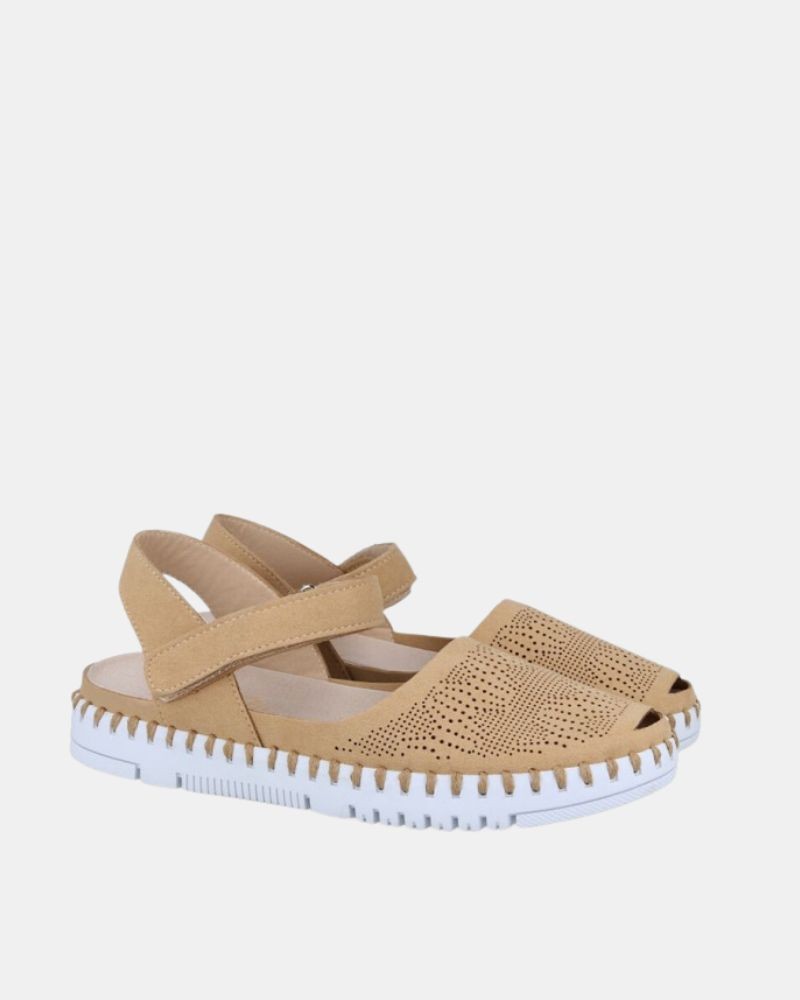 Sandálias Fechadas Mulher Walk & Fly Castanhas 20301 CLOUD