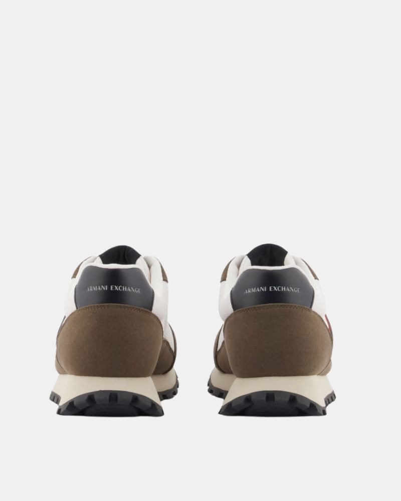 Ténis baixos para homem ARMANI EXCHANGE Castanho XM001960 AF19388