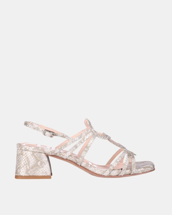 Sandalias Fiesta Abiertas Mujer CHIKA 10 Oro MELANIA 10
