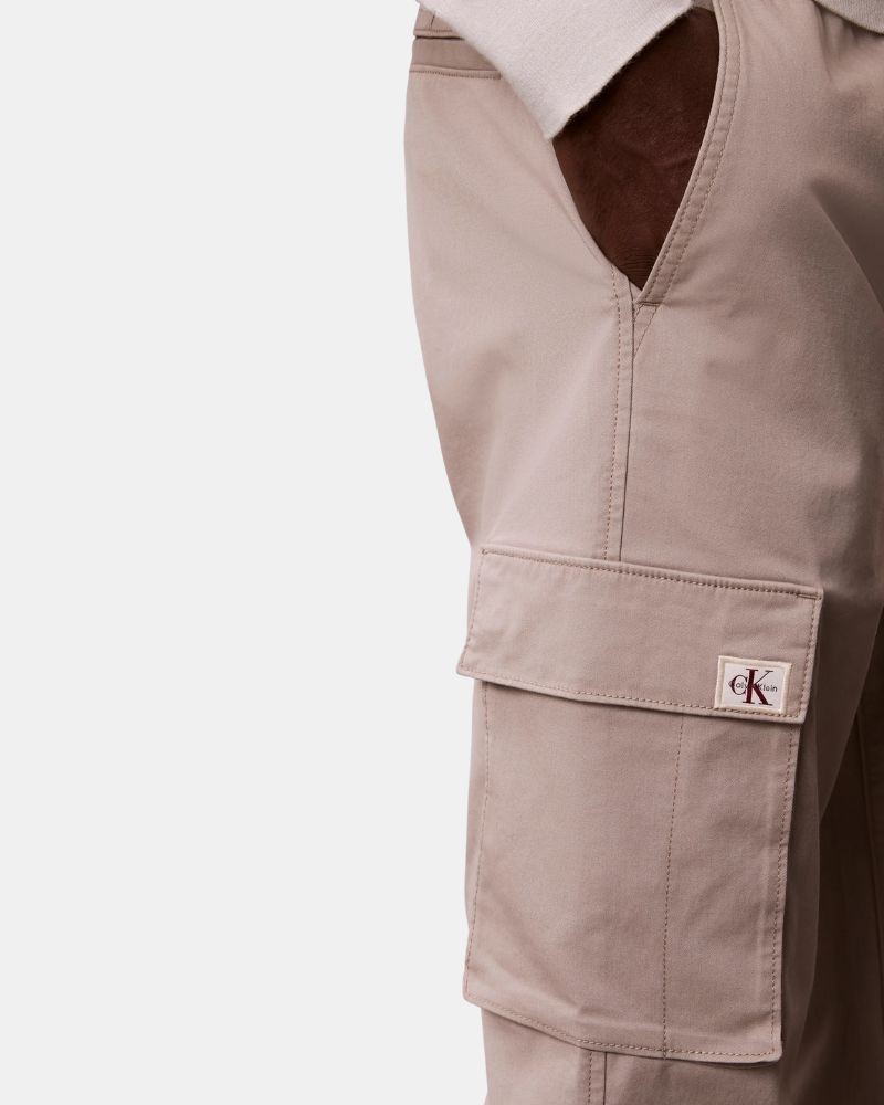 Pantalones Largos Hombre CALVIN KLEIN Verde LV04RD608GRAK