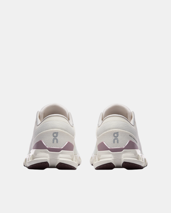 Zapatillas Mujer ON RUNNING Blanco CLOUD X 4 3WE30074740