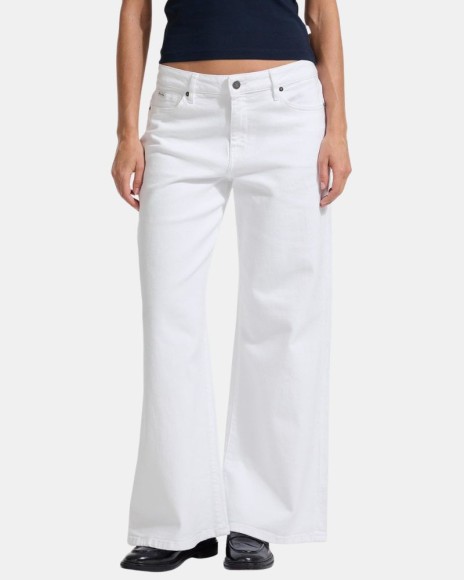 Pantalones Vaqueros Largos Mujer GUESS Blanco W5YA0O D0131